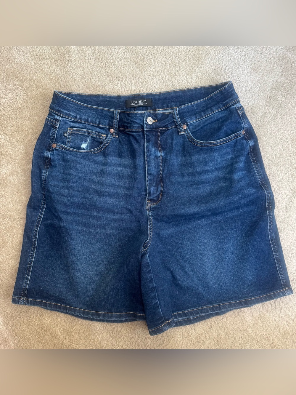 Judy Blue Sz 2XL Women’s Dark Wash Denim Shorts